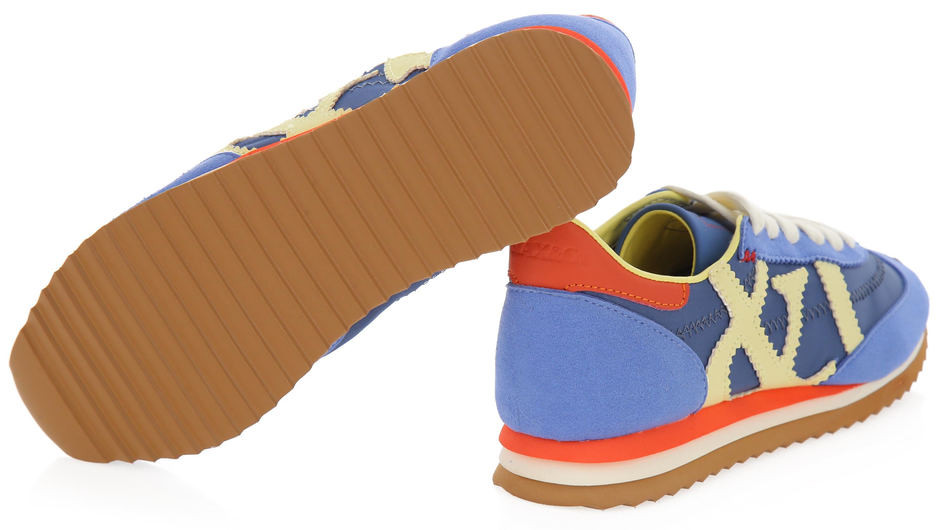 Sneakers superleggere azzurre