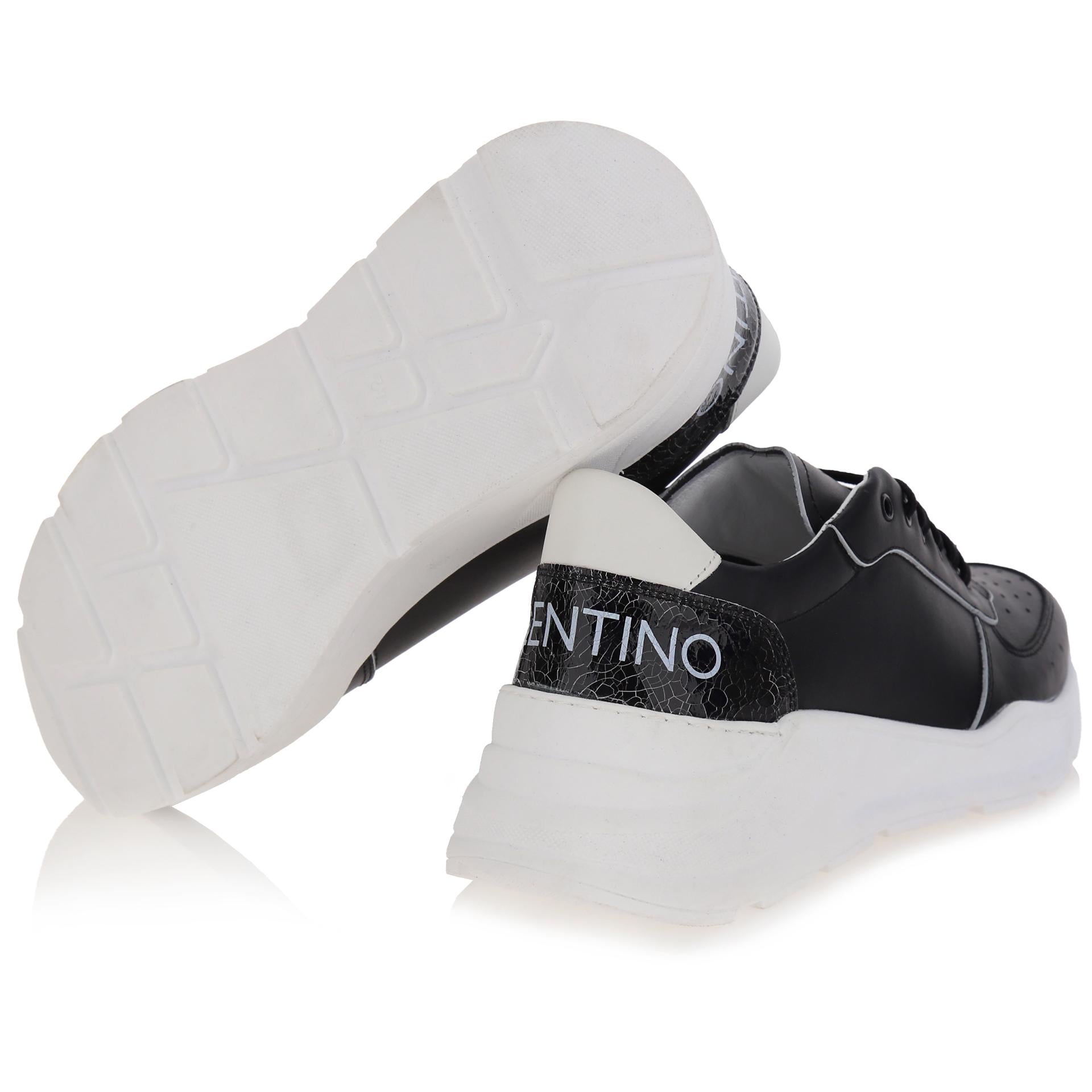 Leather sneakers and chunky sole