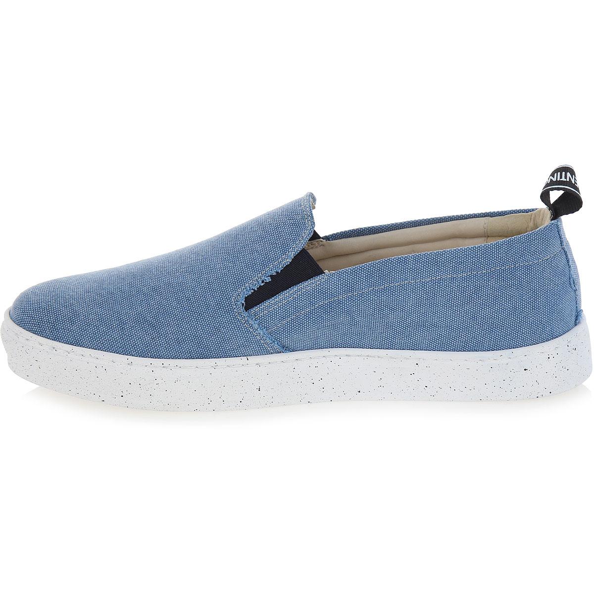 Slip-on denim sneakers