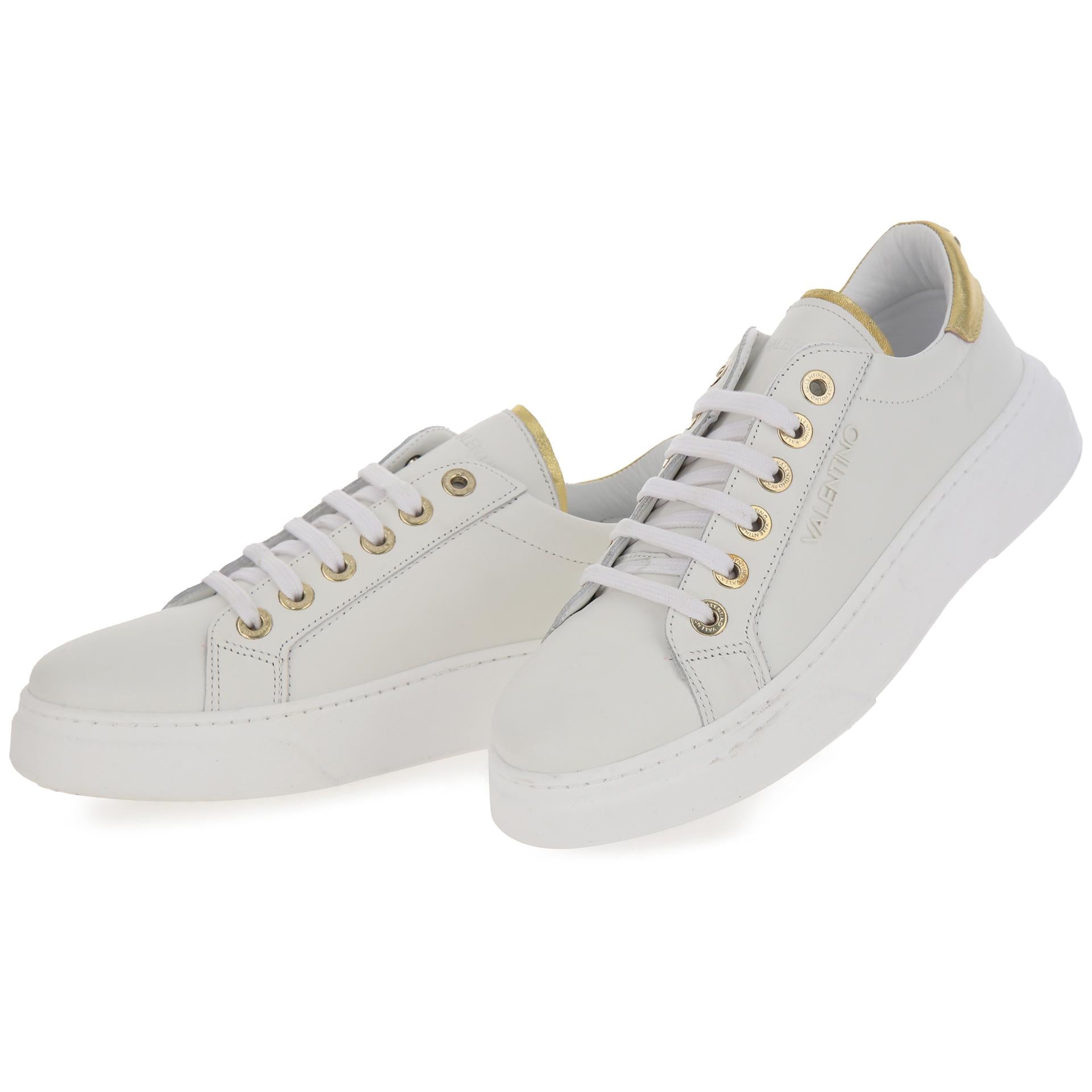 Leather platform sneakers