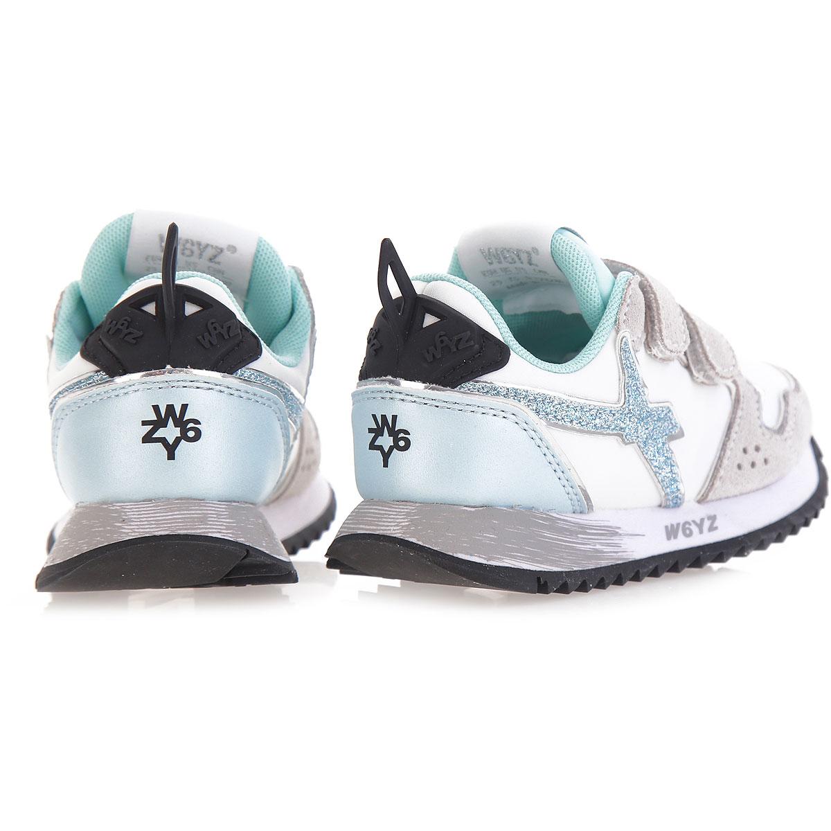 Sneaker con strappi bianco e glitter