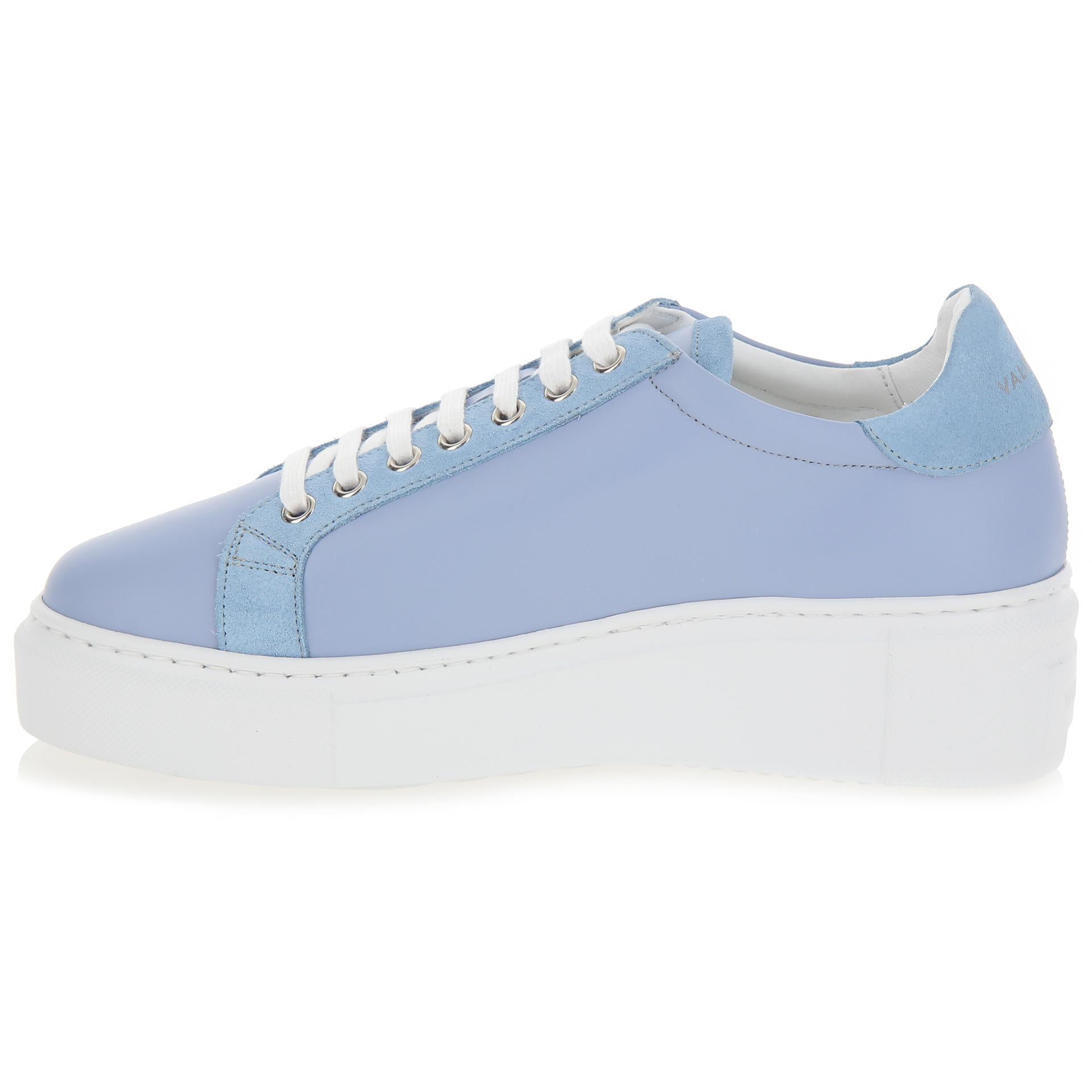 Leather platform sneakers