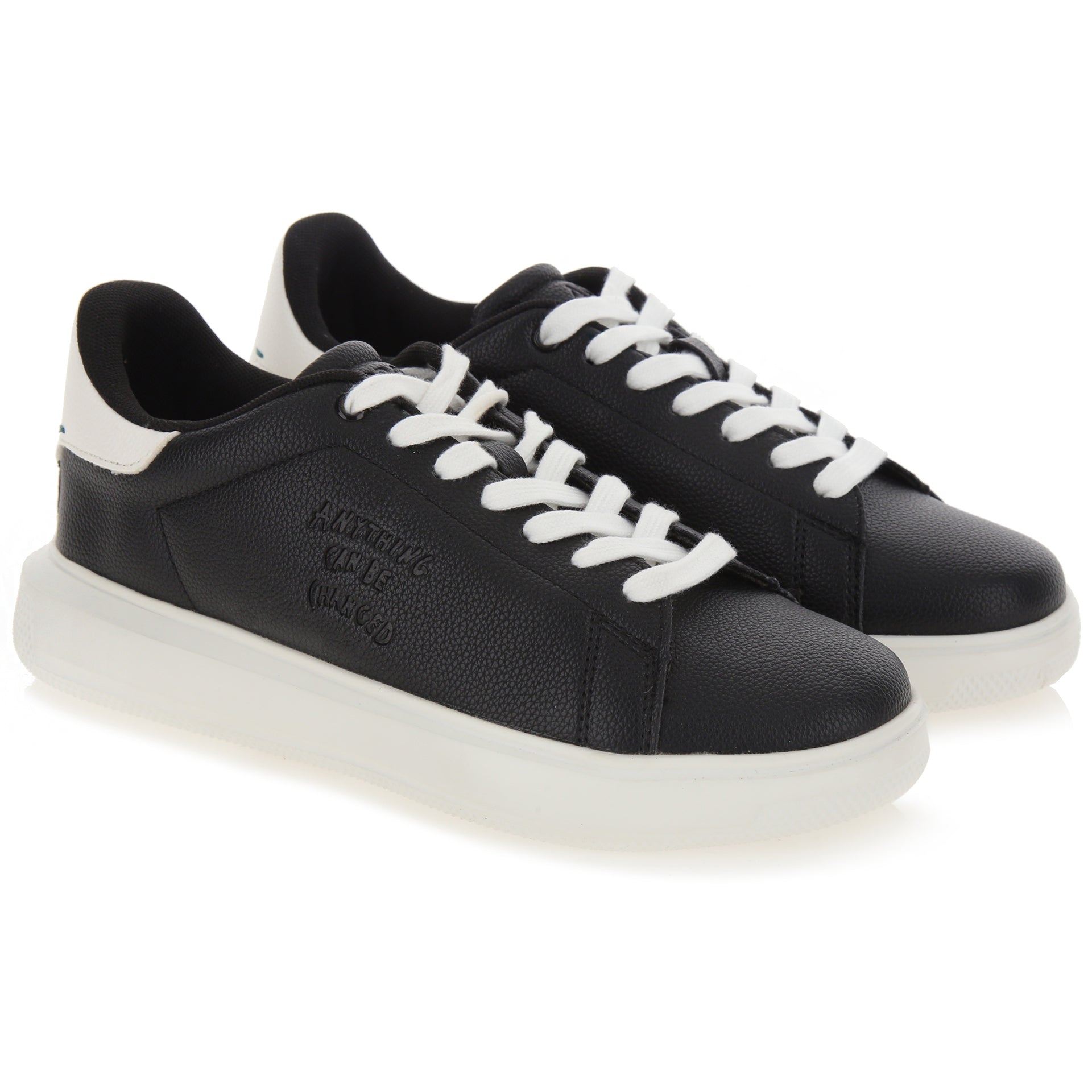 Sneakers nere materiale vegano