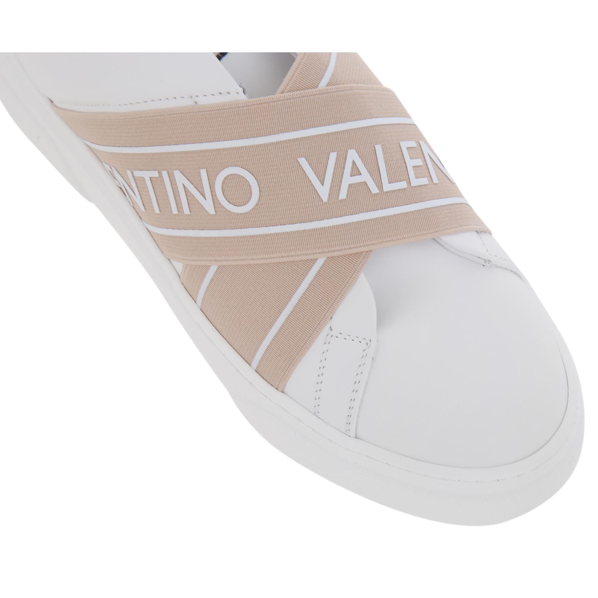 Stunny white slip-on