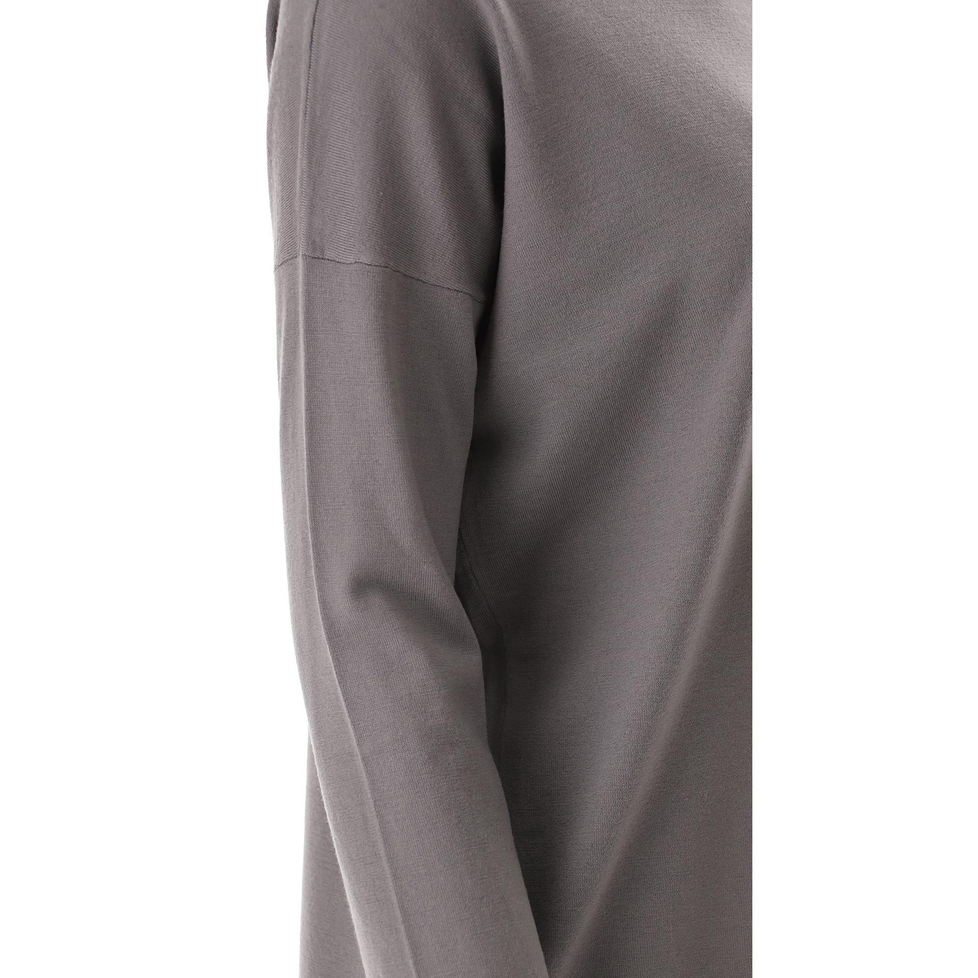 Maglia oversize collo alto in lana