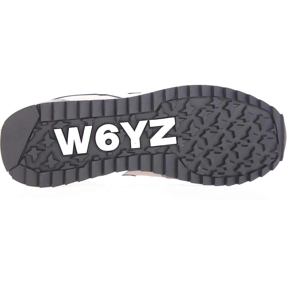 Gray Jet running sneakers